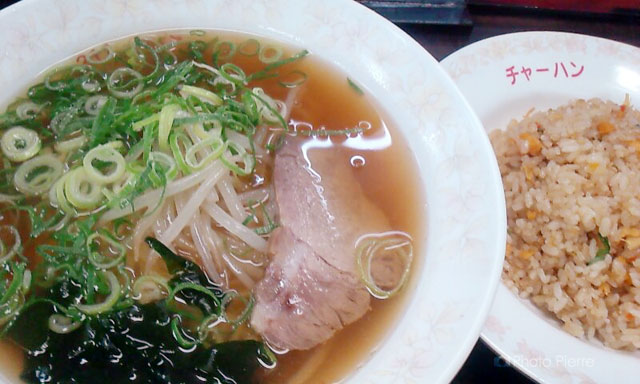 醤油ラーメン（チャーハン付）